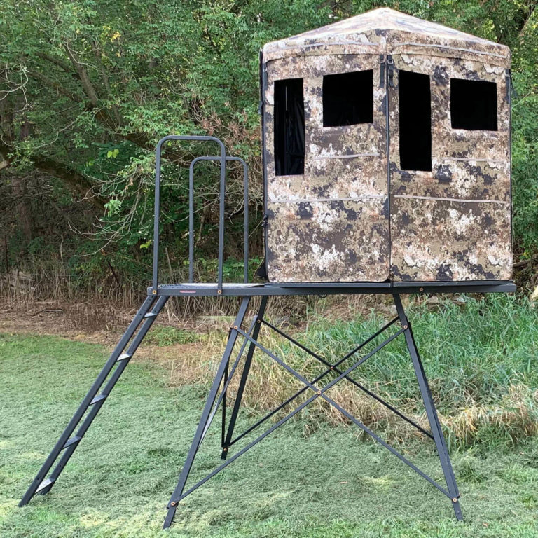 Hawk Warrior Floor w/ 5' Deluxe Tower HWKWRFLR5C **CANNOT SHIP